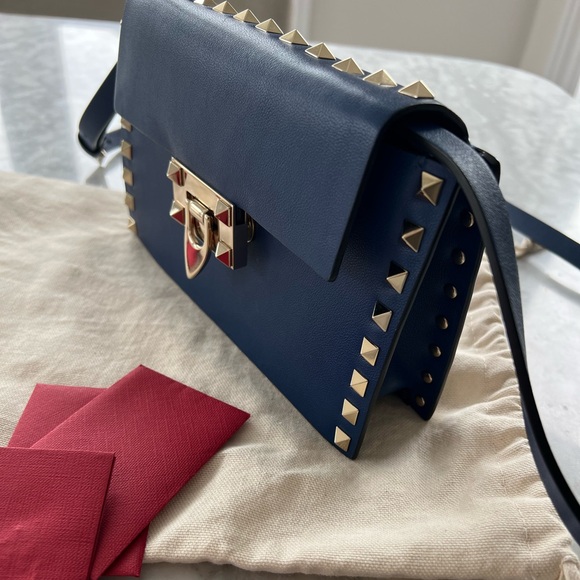 Valentino Garavani collection crossbody bag 100% AUTHENTIC - Picture 9 of 10